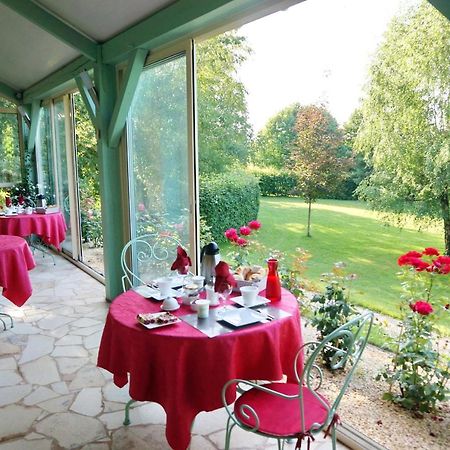 Les Feuillantines Perigord Noir Bed & Breakfast Saint-Cyprien  Exterior photo