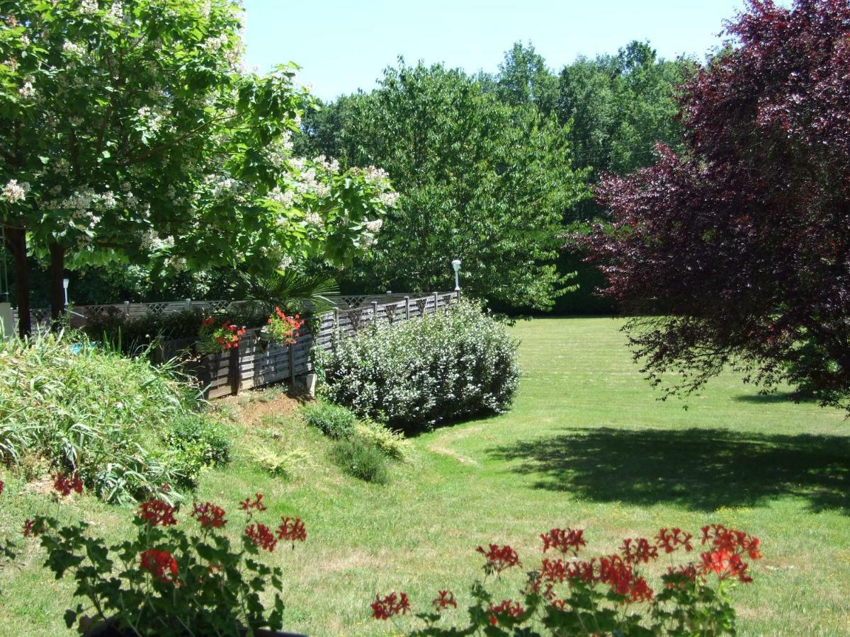 Les Feuillantines Perigord Noir Bed & Breakfast Saint-Cyprien  Exterior photo
